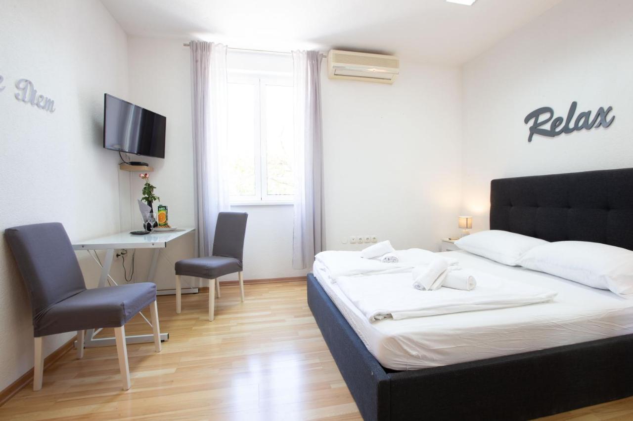 Lilly Studio Apartments Zadar Extérieur photo