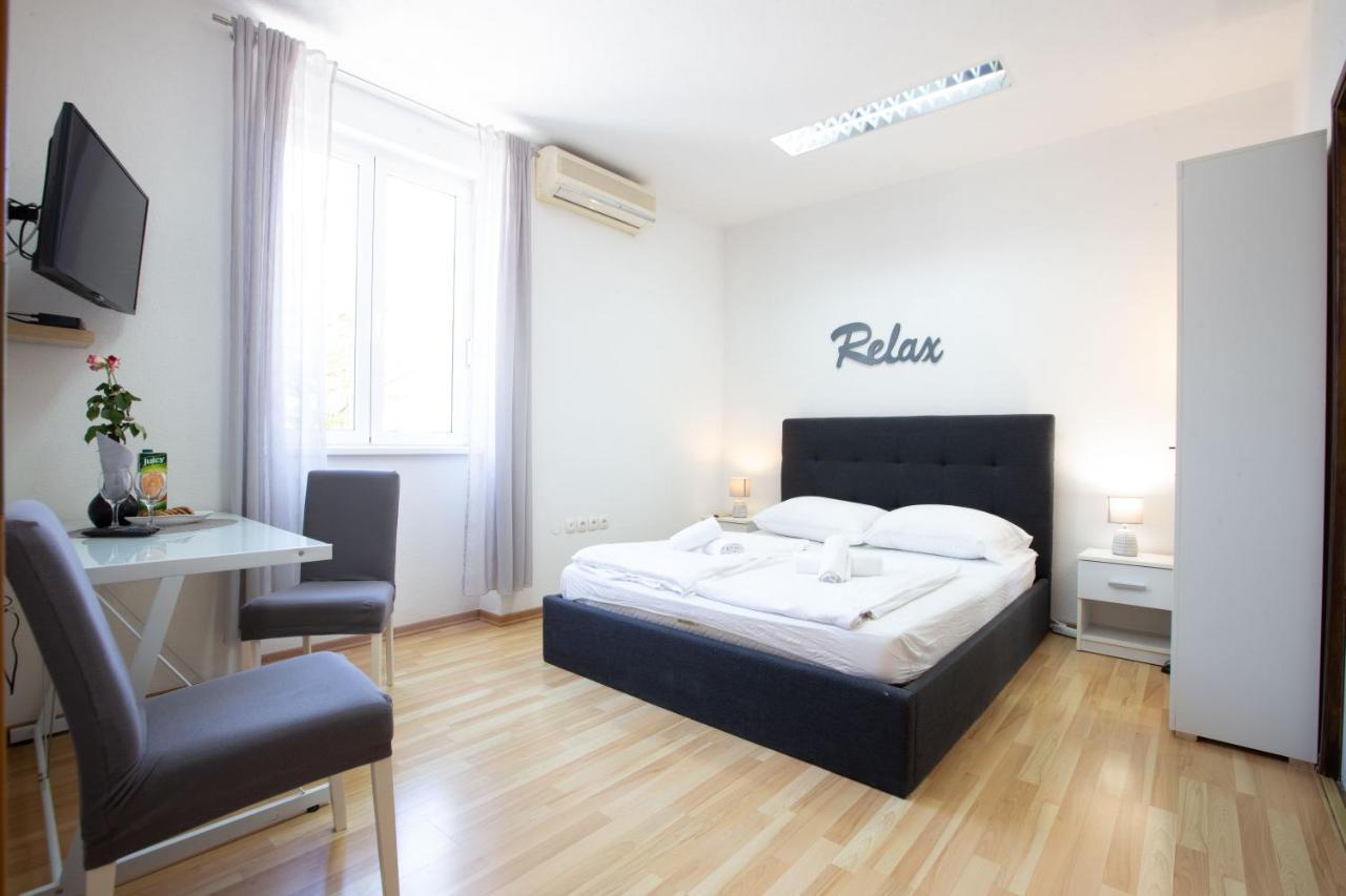Lilly Studio Apartments Zadar Extérieur photo
